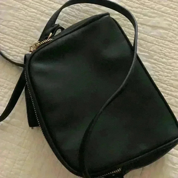 Sole /society - Picture 5 of 6